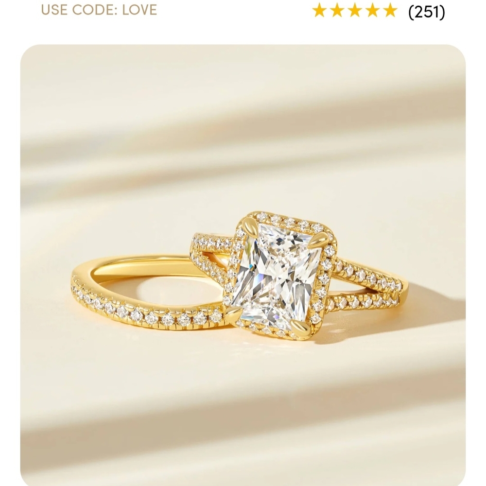 The EVELYN Modern Gents Gold Ring Set - Picture 3 of 7